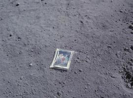 Historia de una foto familiar en la luna