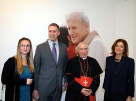 Madrid rinde homenaje a Juan Pablo II, \"el Papa que llegó al corazón de la gente de muchas formas\"