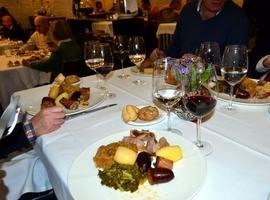Oviedo antroxa a todo plato