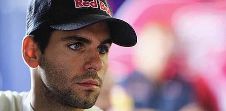 Alguersuari se queda sin asiento para 2013