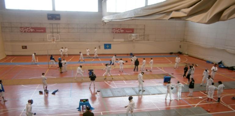 Asturias logra 3 medallas en el Torneo "Antroxu 2013" a la espada
