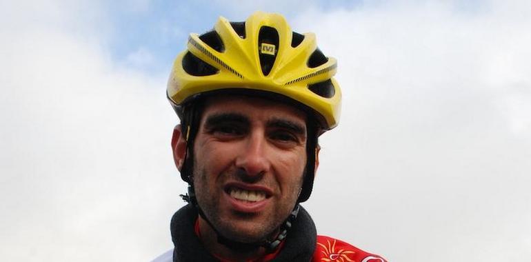 Dani Navarro acaba la Vuelta a Andalucía en el Top Ten