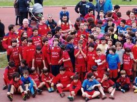 La selección española de rugby se acerca a la cantera asturiana (incluye vídeo)