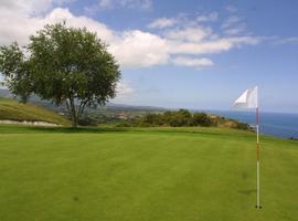 Mejoras en el edifico de vestuarios y maquinaria del campo municipal de golf