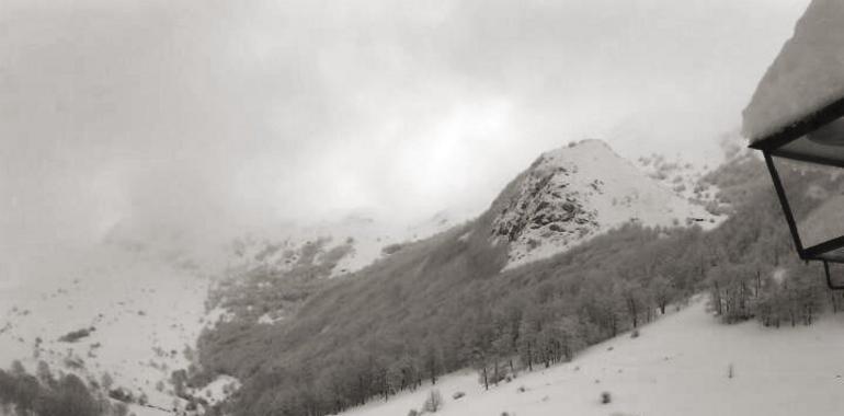 13 puertos de montaña con cadenas y 4 cerrados en Asturias