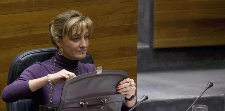 La Consejería agilizará la tramitación del salario social para su pago en tres meses