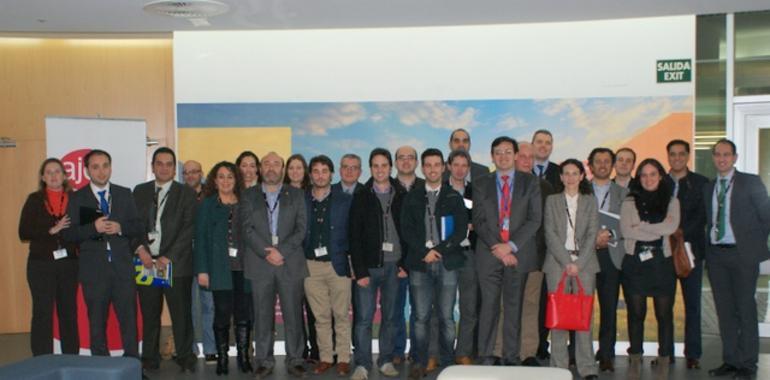 Jóvenes empresarios perfeccionan el networking en Avilés