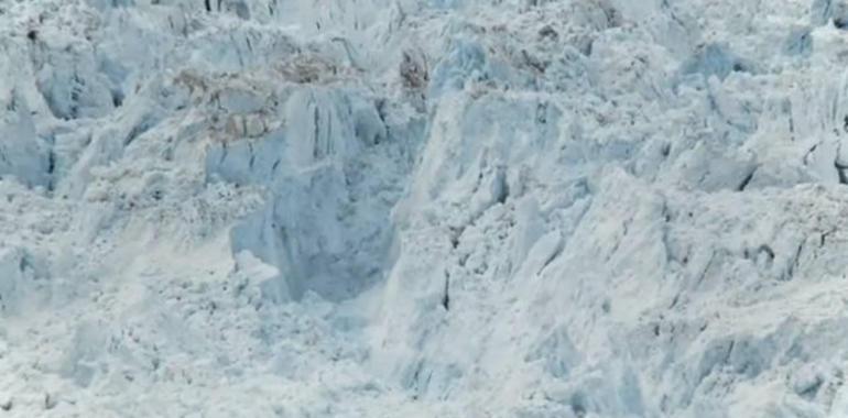 Impresionante ruptura de un glaciar de 3Km. de altura en VIDEO