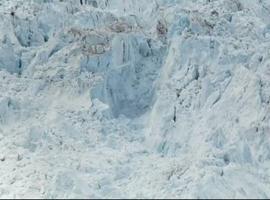 Impresionante ruptura de un glaciar de 3Km. de altura en VIDEO
