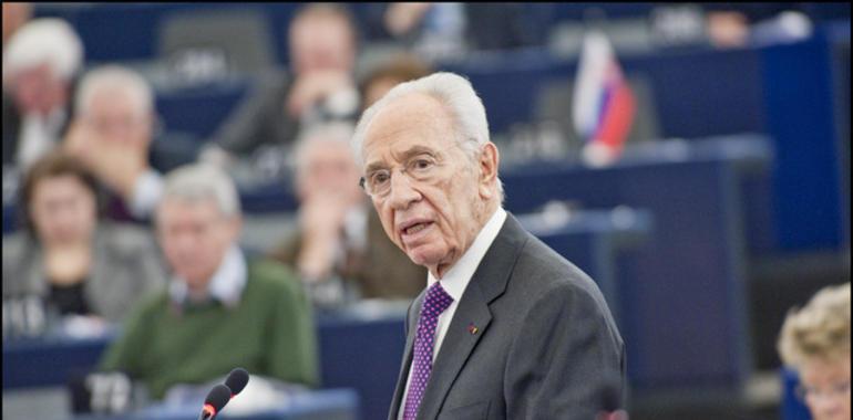 Simón Peres: "La creación de dos Estados es el único camino para la paz"