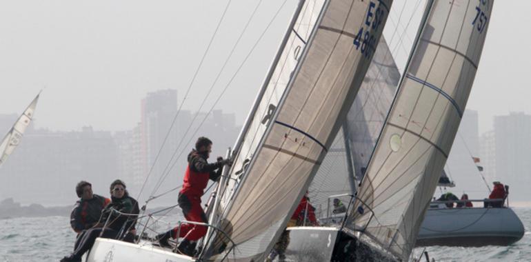 El Universidad-Isastur y el Espumeru, vencedores en la II Regata de Primavera