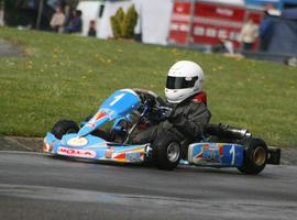 El Campeonato de Asturias de Karting arrancó en Soto de Dueñas