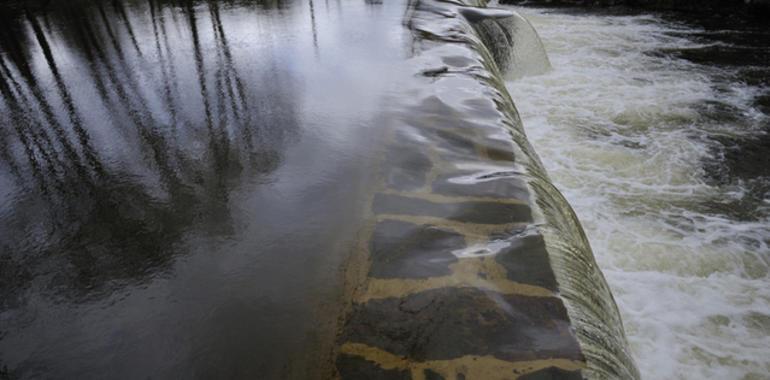 Hugo Morán: “El Gobierno de España se apunta a la privatización del agua” 