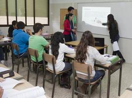 Peña: “La supresión de conciertos supone un nuevo ataque a la educación pública\"