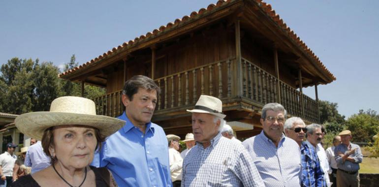 La diáspora en México recibe la visita del presidente del Principado