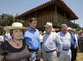 La diáspora en México recibe la visita del presidente del Principado