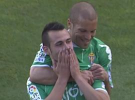 Santi Jara rompe el gafe del Sporting en Almería (vídeo resumen)