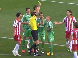 El Sporting recurrirá la segunda amarilla a Lora