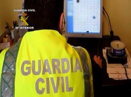 La Guardia Civil detiene a 21 personas e imputa a otras 11 por pornografía infantil