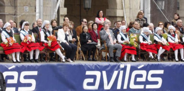 José Luis García Marín repasa la intrahistoria avilesina antes del ¡carpe diem. Avilés!