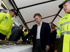 Santos ordena acabar con 24 \fábricas del crimen\ en 20 ciudades de Colombia
