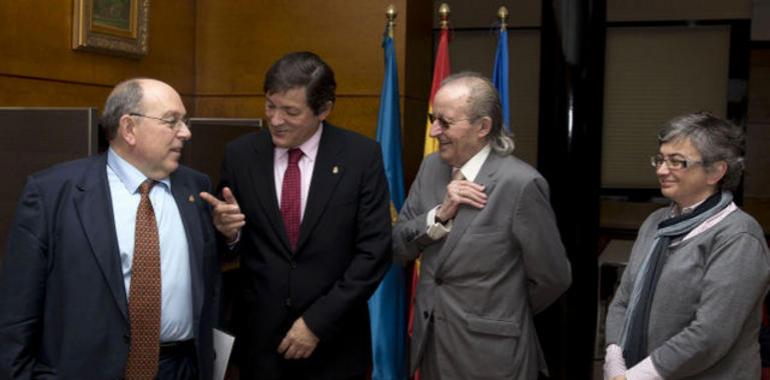 El presidente del Principado recibe a la AAAA de la Universidad de Oviedo