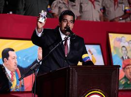 Maduro dice que si va a la oposición será \"de lucha y de calle, contra el odio de la derecha\"