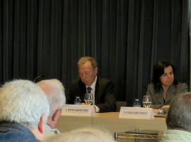 La Consejería alienta el cooperativismo para aumentar la competencia agroalimentaria