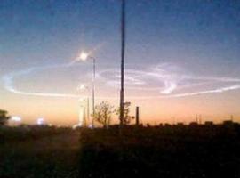Un cuerpo celeste no identificado ilumina el cielo nocturno en varias ciudades argentinas