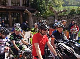 Agustín Navarro y Paloma Cornejo se imponen en la primera prueba del Open Asturcántabro de BTT