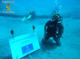 La Guardia Civil vigila los yacimientos arqueológicos submarinos e inspecciona clubs de buceo