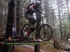 Arriola se impone en el Enduro del Entrego