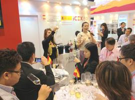 Grupo trabanco promociona en Hong Kong la sidra espumosa y la nueva cosecha de sidra natural 