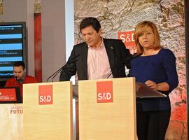 Elena Valenciano: “Hay algo peor que los partidos políticos: la ausencia de partidos políticos”