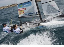 Iker Martínez y Tara Pacheco empiezan a dar guerra en la Delta Lloyd Regata