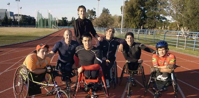 Más de 100 atletas en silla de ruedas, ciegos o con parálisis, en el Open Internacional de Atletismo 