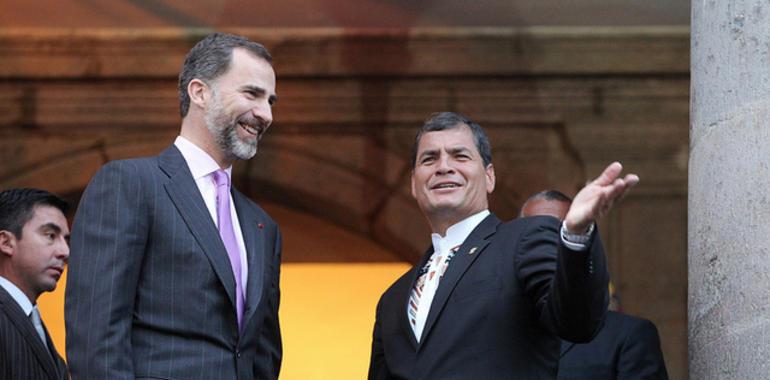  Correa agradece la visita del Príncipe de Asturias 