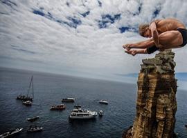 Comienza el Campeonato Mundial Red Bull Cliff Diving en La Rochelle