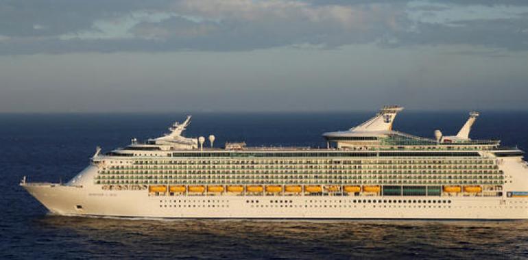 El “Adventure of the seas” hará el lunes la primera de sus tres escalas para este año en El Musel