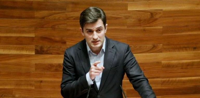 "El PSOE no hace la reforma del sector público para plantear despidos"
