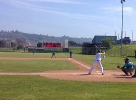 El Beisbol El Llano se mide al Pamplona en La Laboral