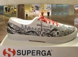 Superga cree el calzado más grande del mundo…
