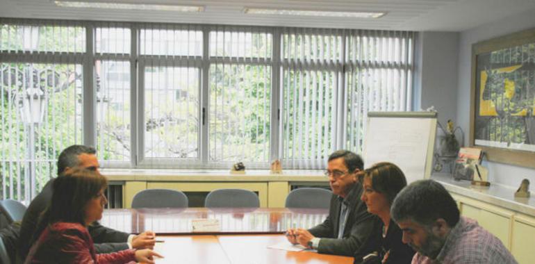 Consejería y Concejalía analizan la permanencia de los residentes del CPR Naranco en Oviedo