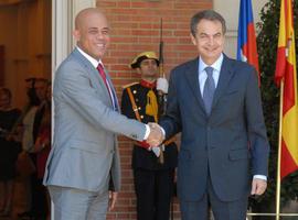 Zapatero ofrece apoyo al presidente de Haití, Michel Martelly, de visita oficial en España