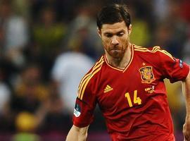 Xabi Alonso, Javi García y Beñat, descartes de Del Bosque para la Confederaciones