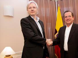  Ecuador ratifica compromiso de continuar protegiendo los derechos humanos de Assange