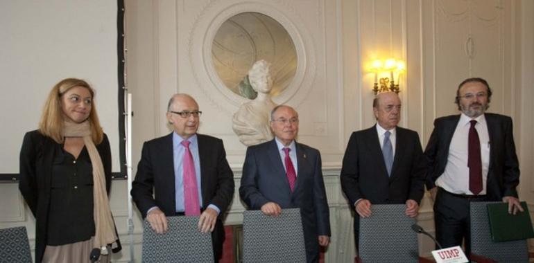 Montoro y Francisco González (BBVA) anuncian el “principio del fin” de la crisis