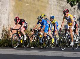 Mareo, centro del ciclismo en carretera con el Trofeo Gijón Deporte y el Trofeo Asturcántabro máster