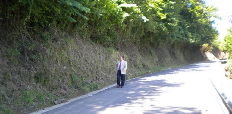 Concluye la obra de mejora de la carretera de Santianes