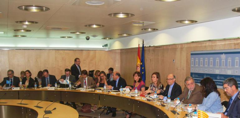 Asturias rechaza el déficit que Montoro asigna a las comunidades autónomas